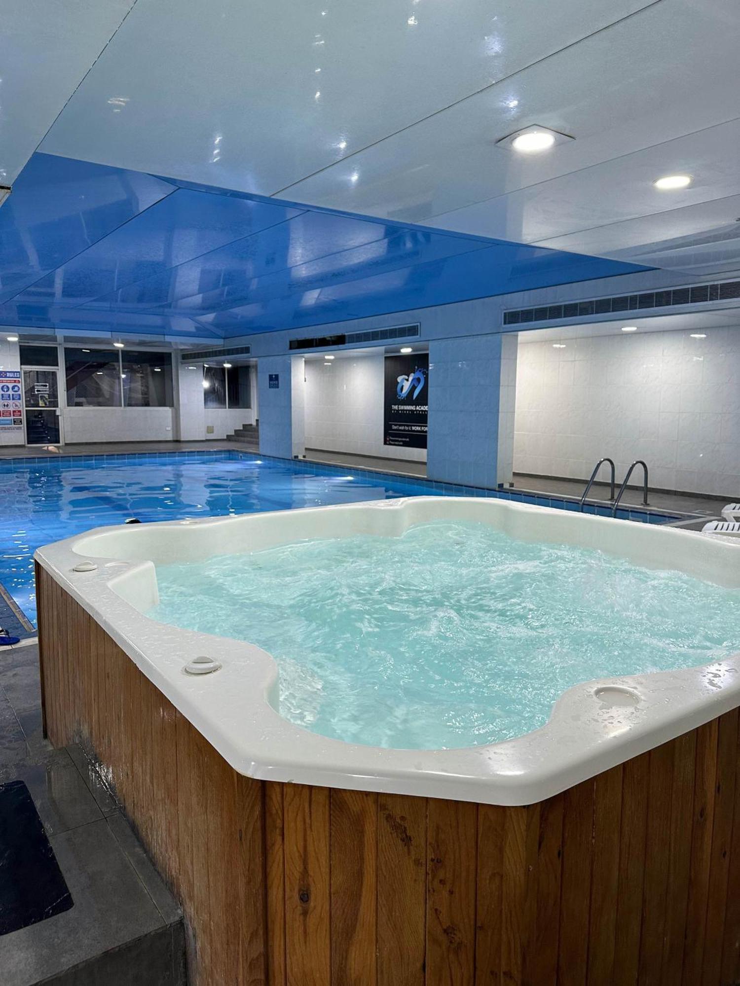 Cosmopolitan Hotel Бейрут Экстерьер фото